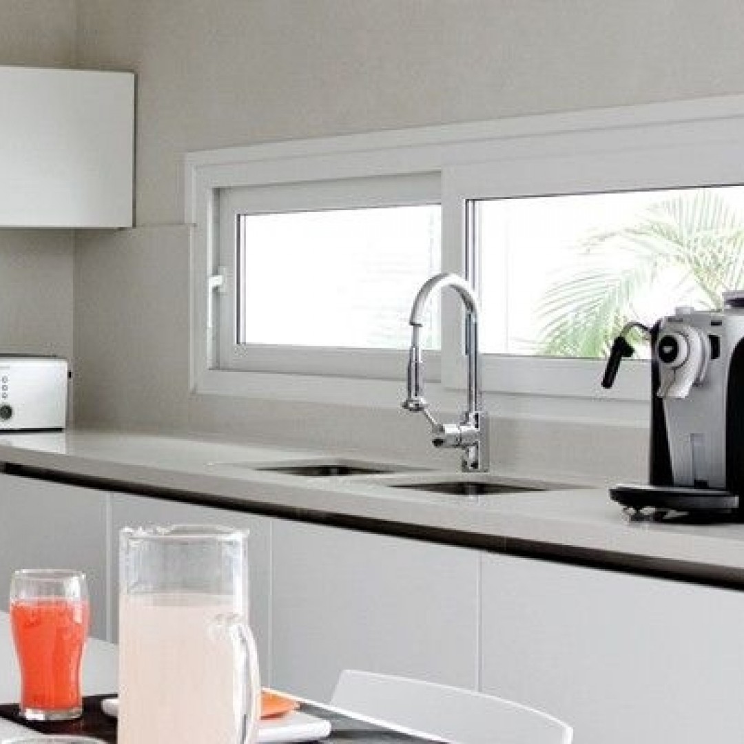 ventana-corr-100x40cm-v-r-m