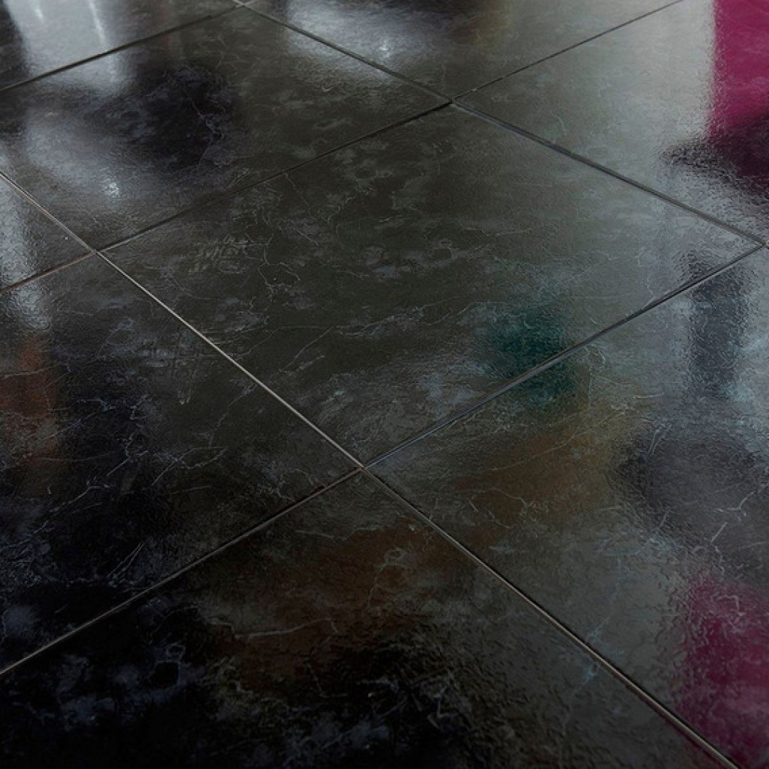 marino-negro-35x35-caja-220m2